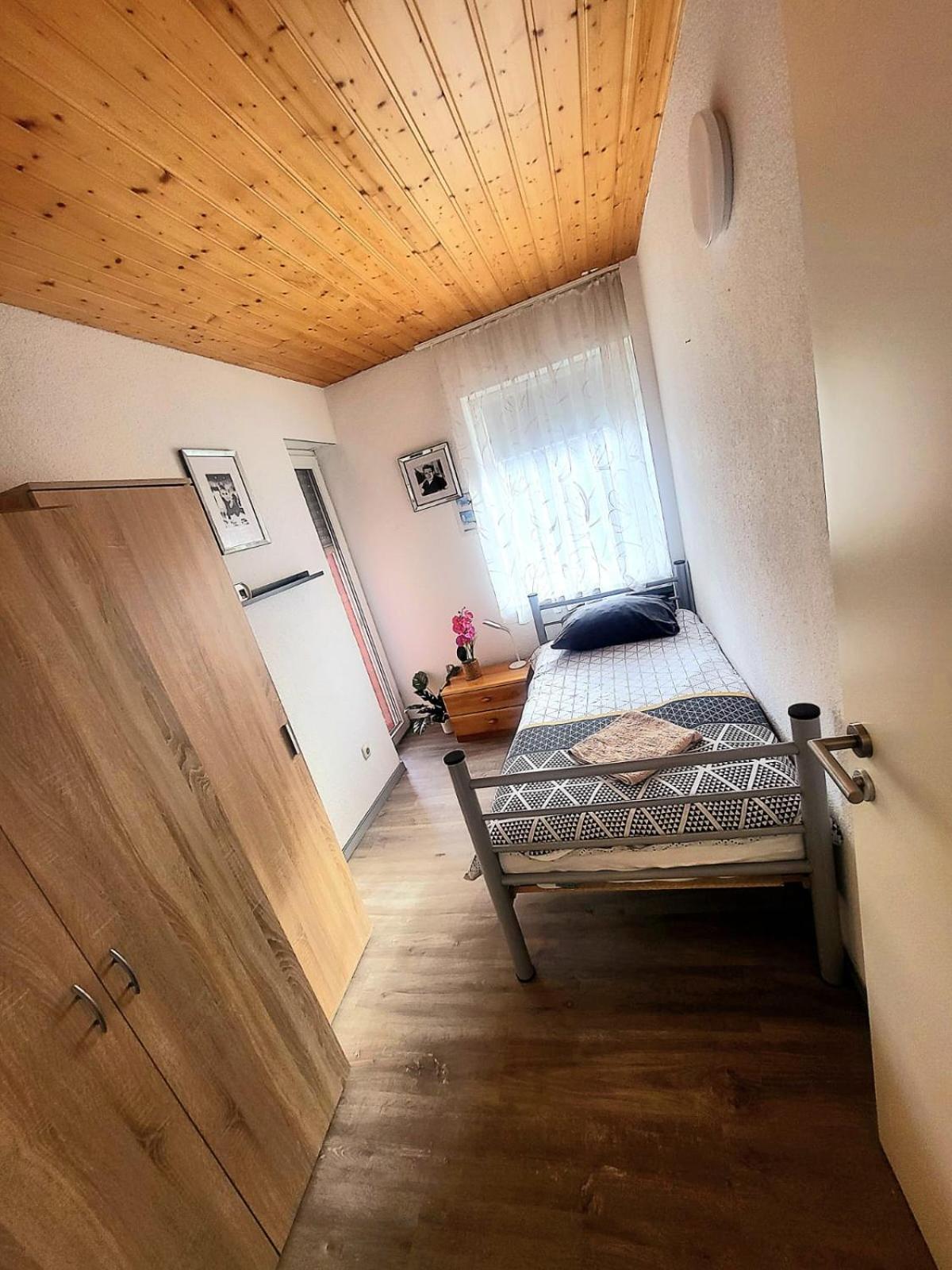 Zimmer Bedburg Kaster Exterior foto